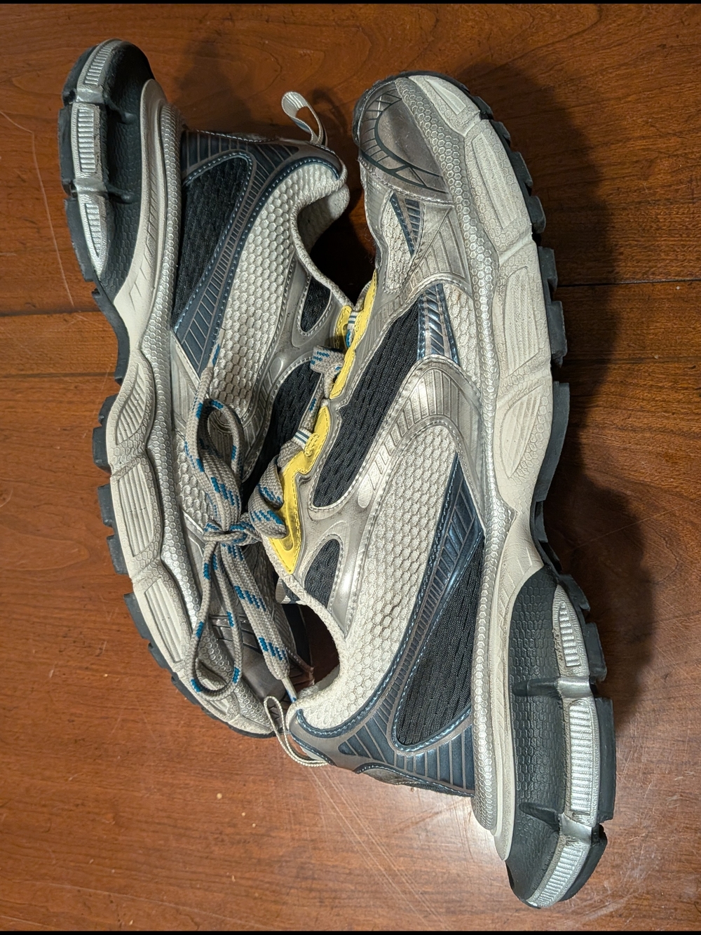 AUTHENTIC Balenciaga 3XL Distressed Men's Sneakers - Gray & Black